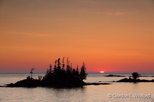 Lake Superior Sunset_01544.jpg - Photographed on the north shore of Lake Superior in Ontario, Canada.